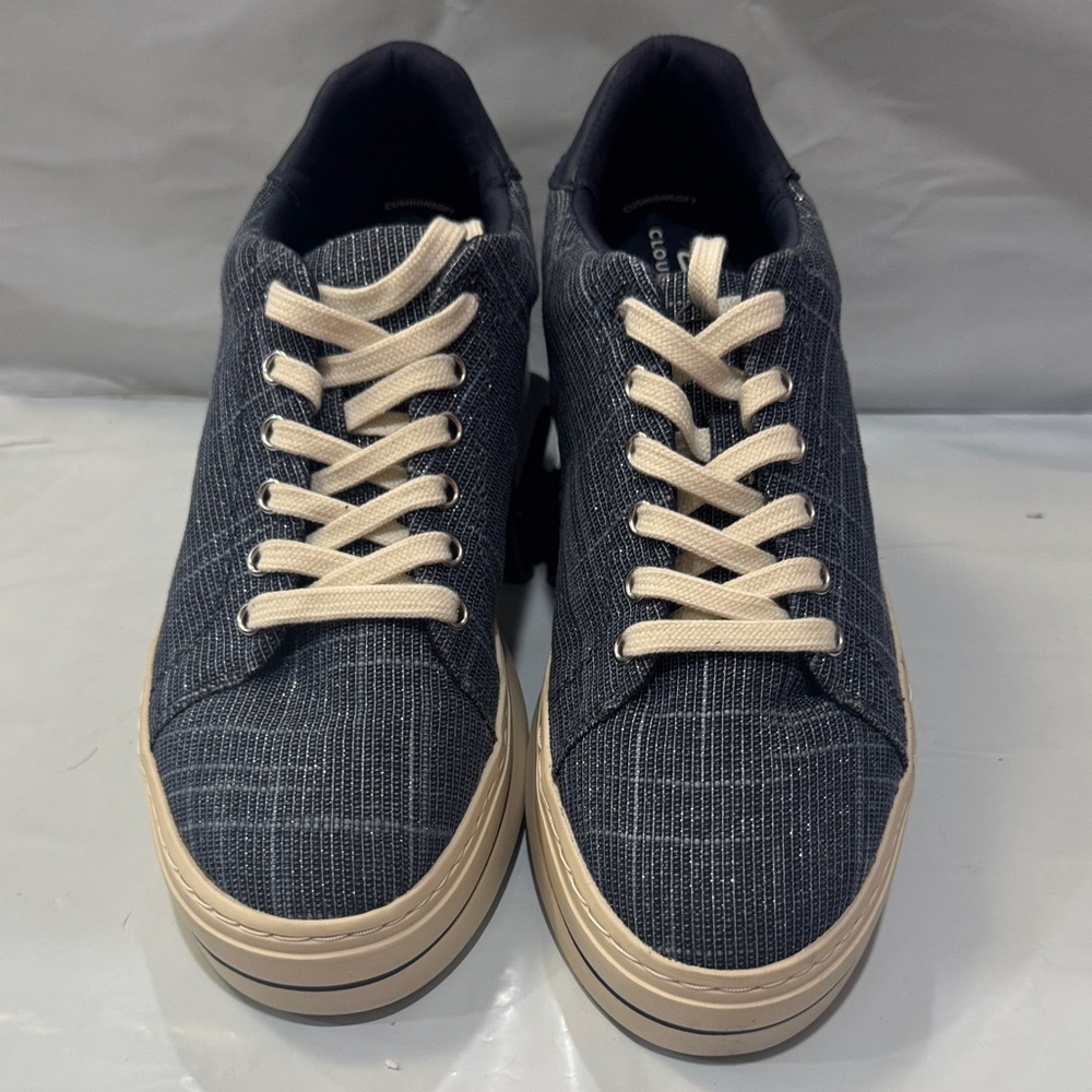 Clarks Denim Blue Sneakers with Cream Laces - Picture 1 of 10